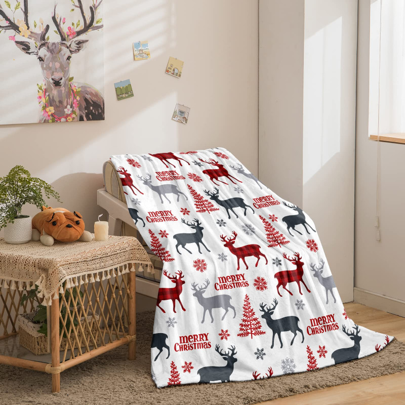 Patura cocolino Merry Christmas, 150x200 cm, model fulgi de zapada si reni - 1 | YEO