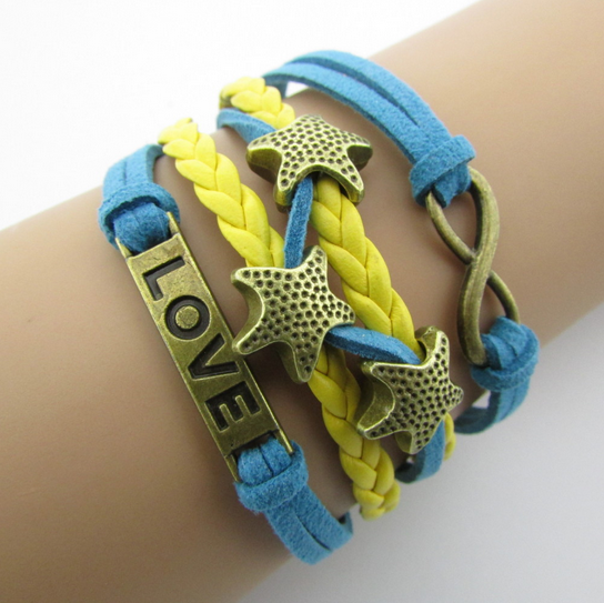 Set 3 bratari martisor cu accesorii si bratara piele