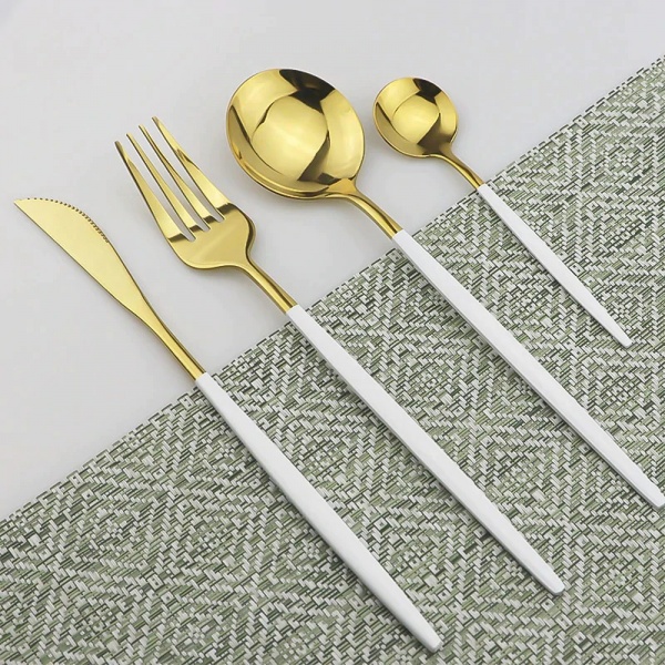 Set 24 tacamuri DeLuxe, Alb