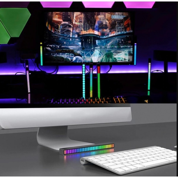 Dispozitiv muzical de luminare cu afisaj LED Alphaone RGB