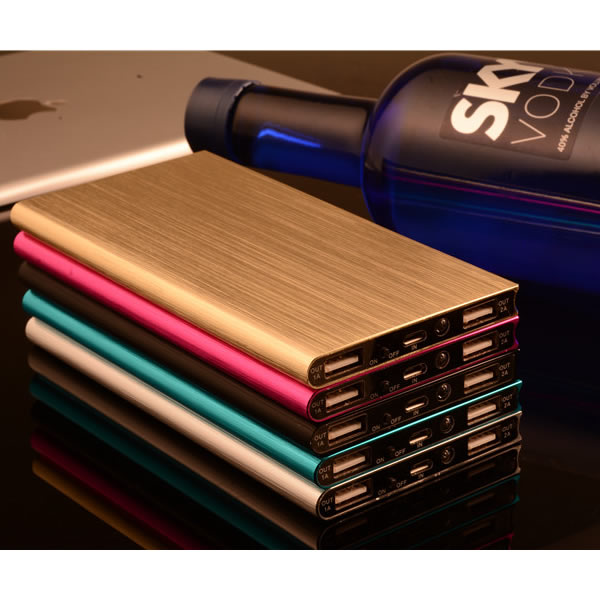 Baterie externa universala 16000 mAh Power Bank cu 2 iesiri USB