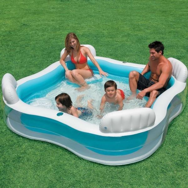 Piscina gonflabila cu 4 locuri si 2 suporti pentru pahare