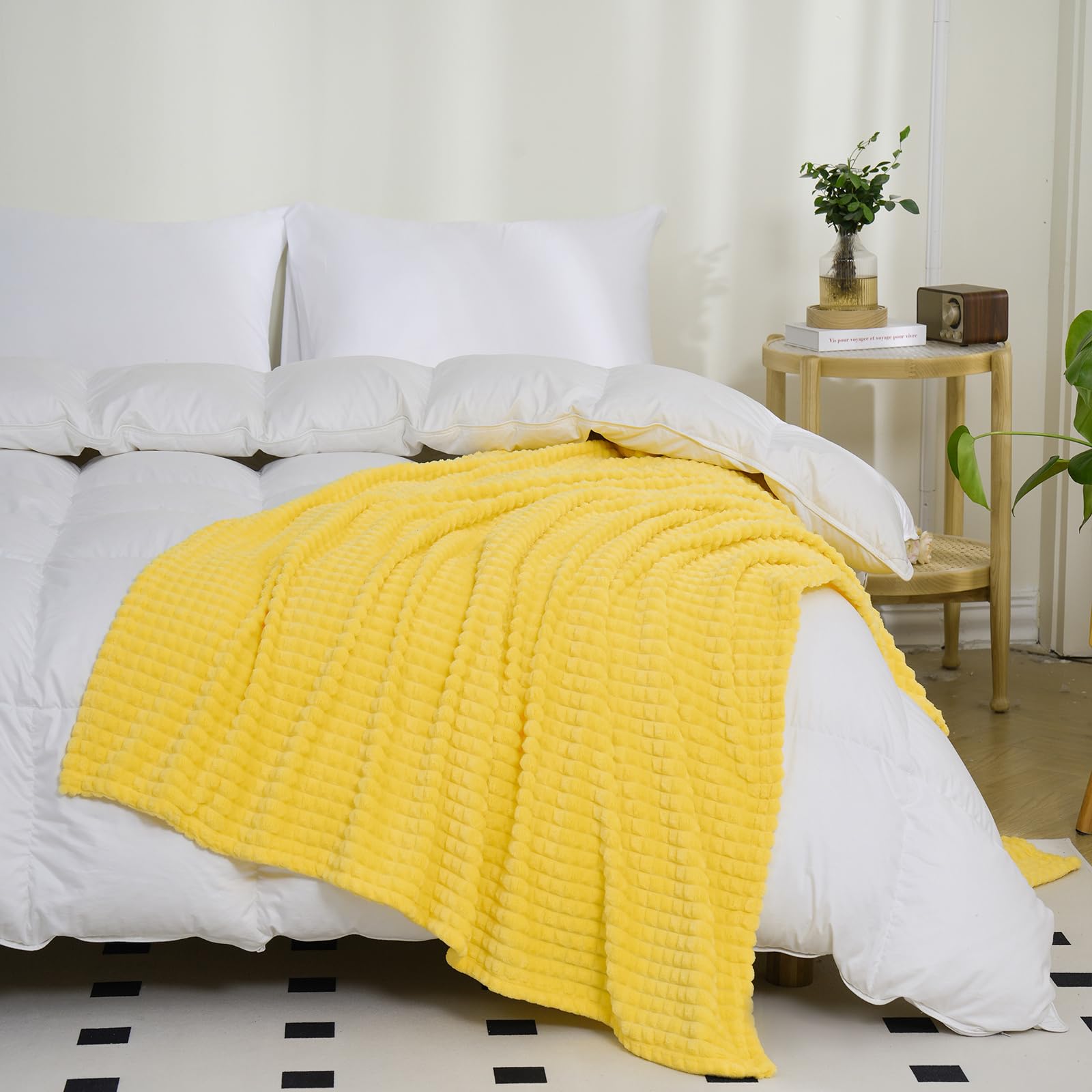 Patura super pufoasa Baycal Jo-jo, 200 x 230 cm, Galben