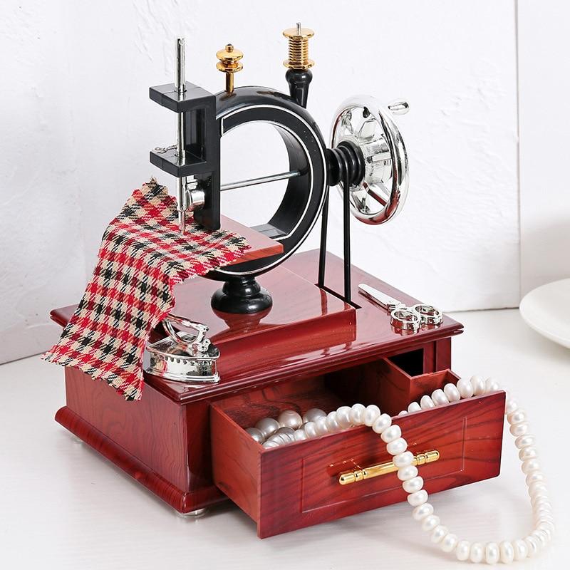 Retro Music Box - Masina de cusut