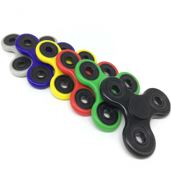 Jucarie antistres Fidget Spinner - ajuta la cresterea concentrarii