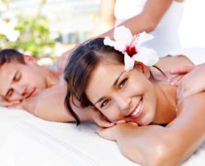 Masaj de relaxare in cuplu 80 minute cu ulei cald si exfoliere