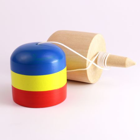 Kendama Pill Tricolor din lemn, joc de indemanare