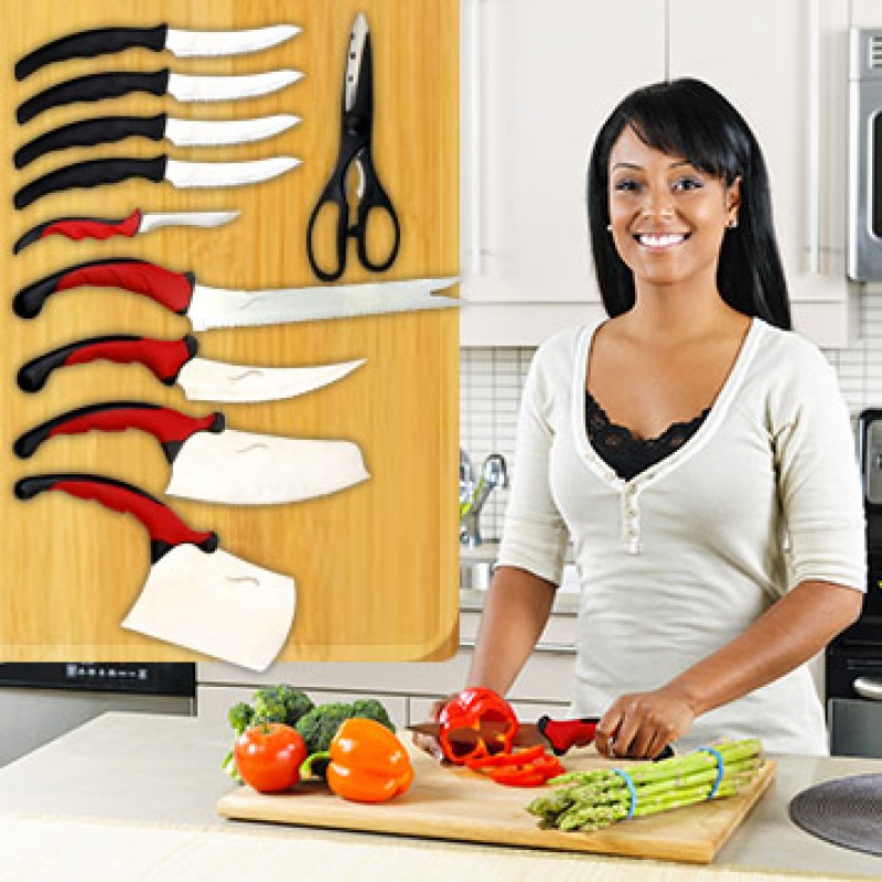 Fii un adevarat Master Chef! Set de 9 cutite + foarfeca universala + suport magnetic