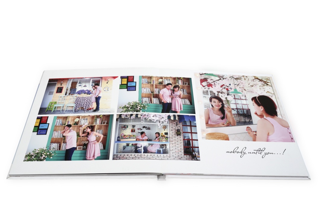 Album Foto Carte Laminata Lucios 21x15 cm 32 pagini cu 120 fotografii