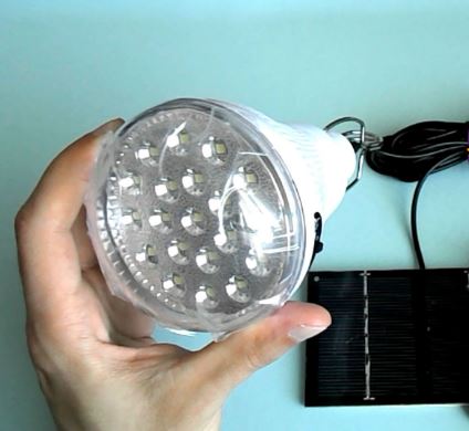 Bec economic cu 20 led SMD + mini panou solar de 6V