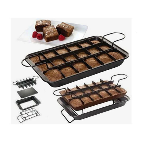 Pana la 18 dimensiuni: Tava de prajituri Perfect Brownie