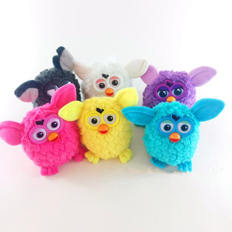 Jucarie interactiva vorbitoare din plus Furby