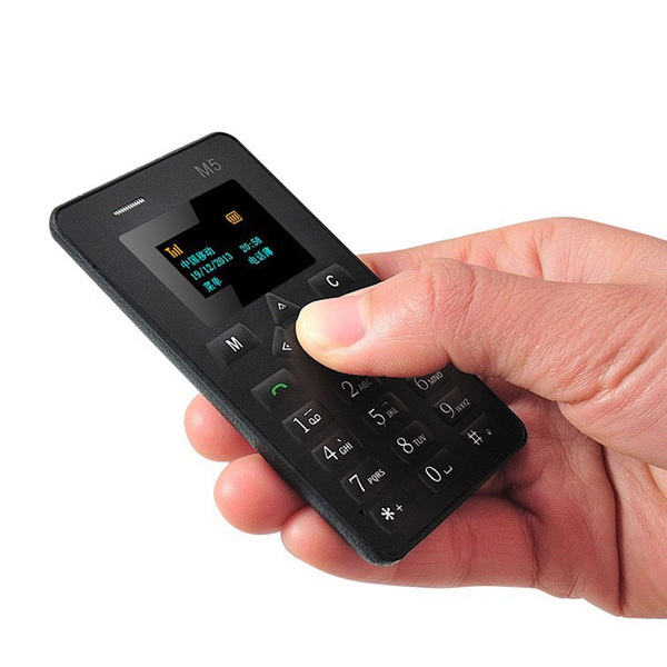 Cel mai mic telefon din lume AIEK M5 28 grame cu radio si bluetooth