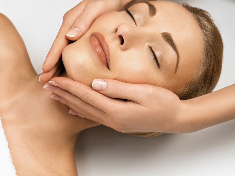 3 impachetari TCW argila albastra 50 min + 3 masaj facial 20 min